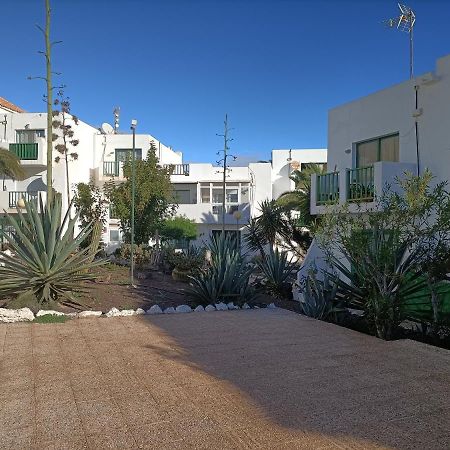 Apartamento Le Petit Costa De Antigua Exterior foto
