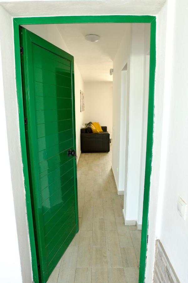Apartamento Le Petit Costa De Antigua Exterior foto