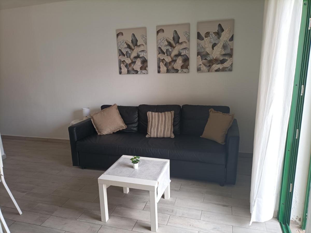 Apartamento Le Petit Costa De Antigua Exterior foto