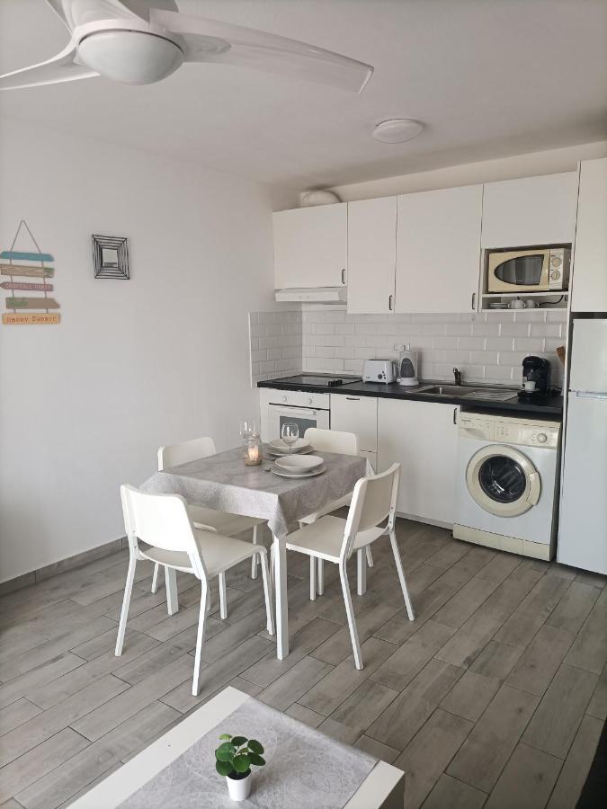 Apartamento Le Petit Costa De Antigua Exterior foto