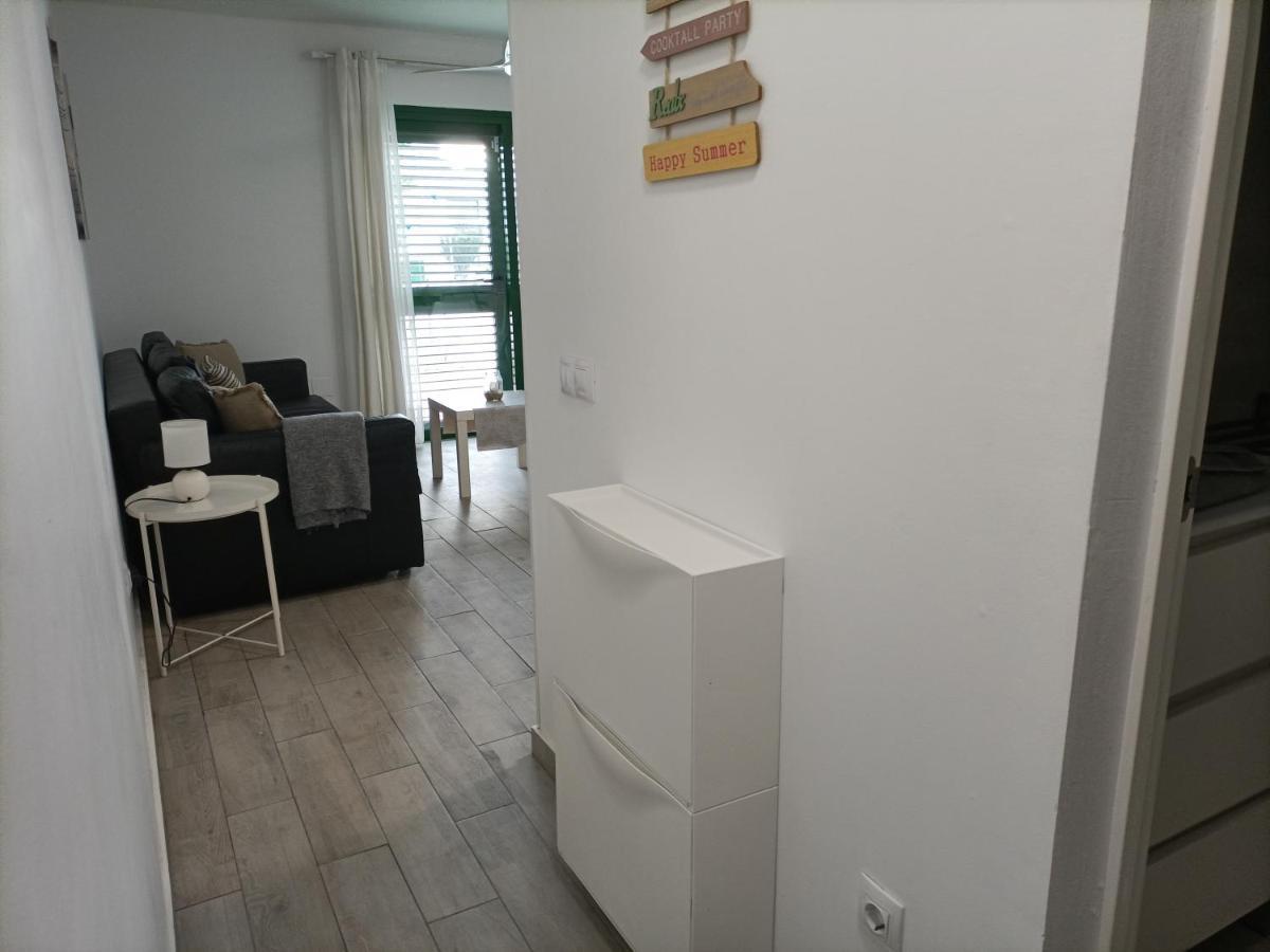 Apartamento Le Petit Costa De Antigua Exterior foto