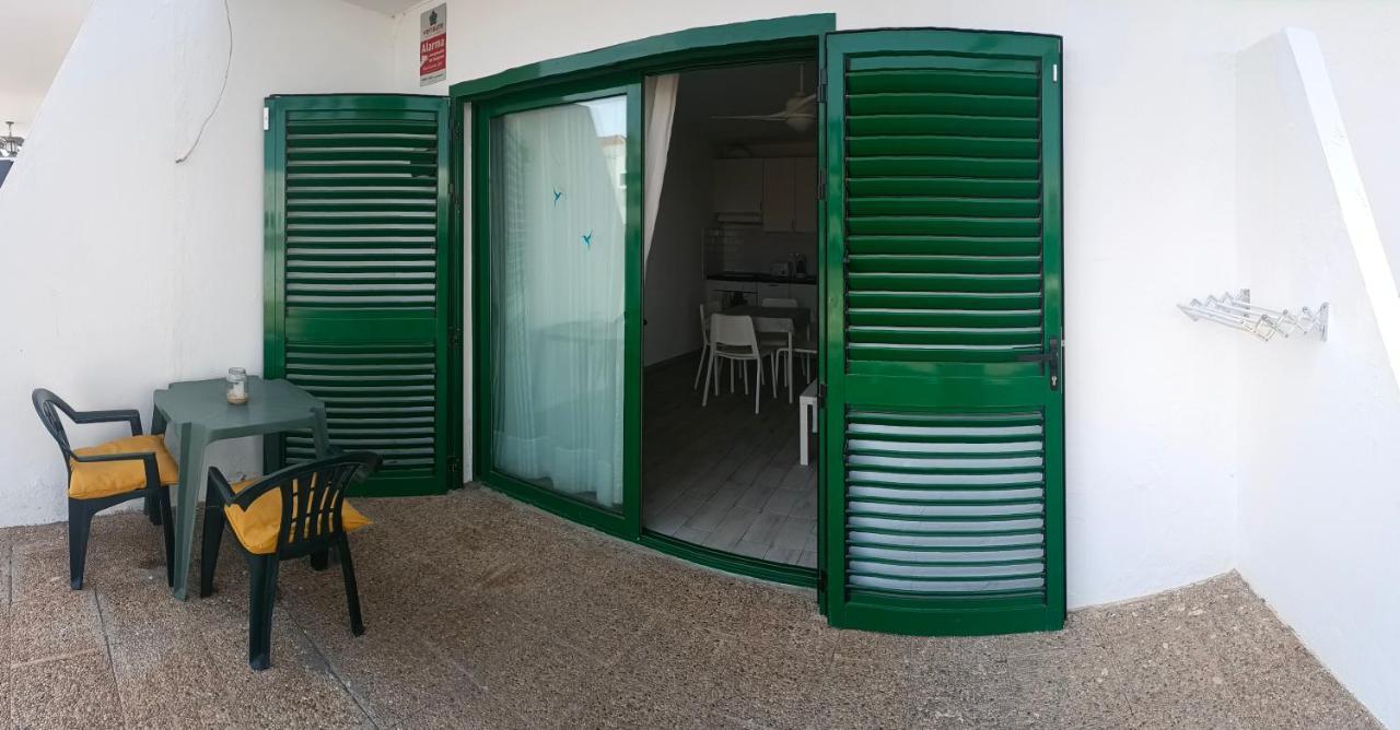 Apartamento Le Petit Costa De Antigua Exterior foto